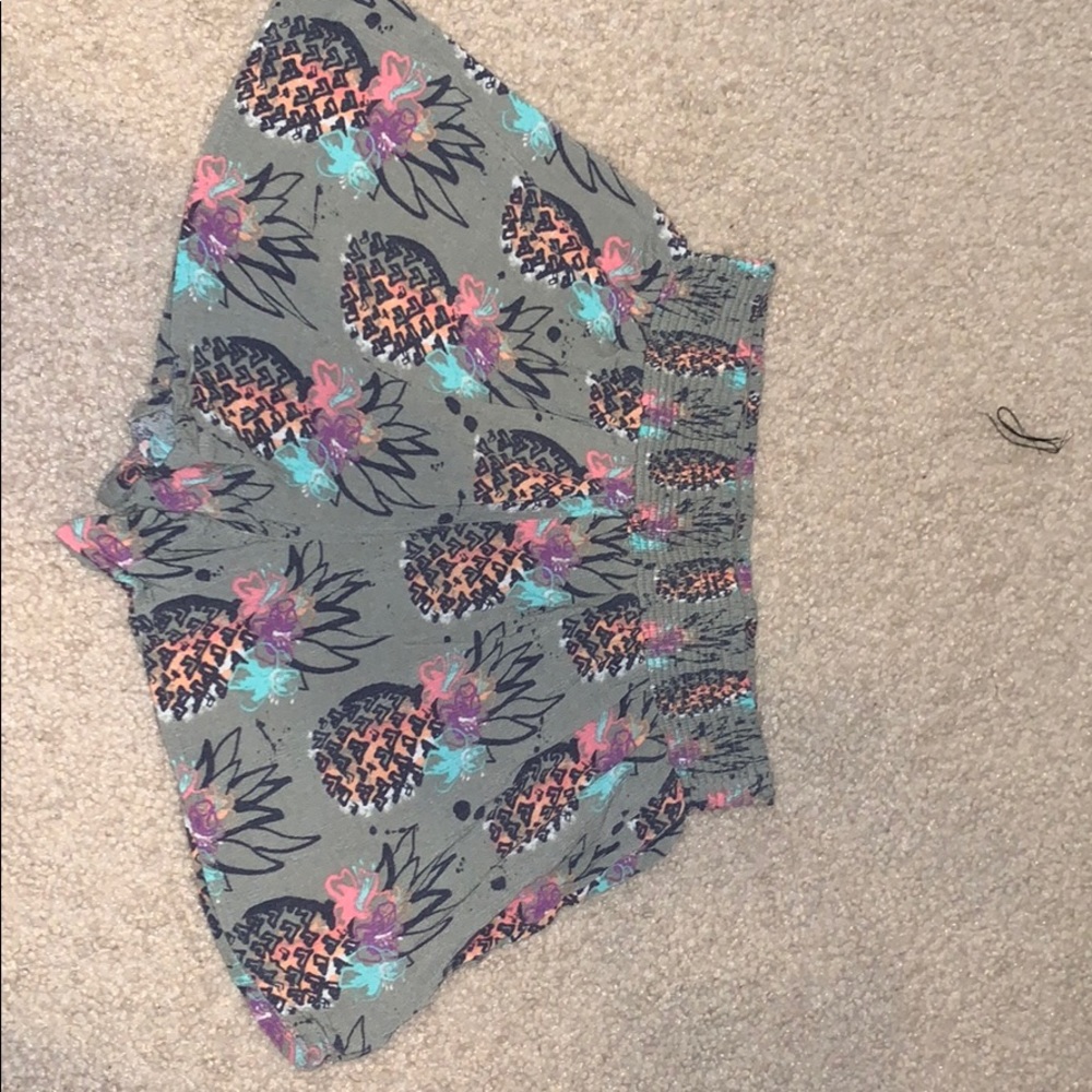 Pineapple girls loose shorts
